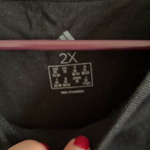 Adidas athletic shirt - Picture 4 of 6